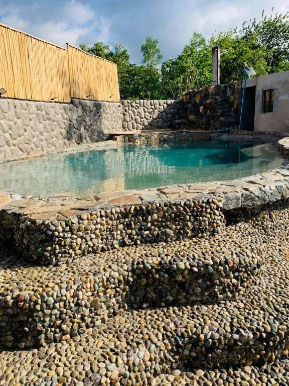 Southlake Mountain View Private  Resort RestHouse  Villa in Calamba