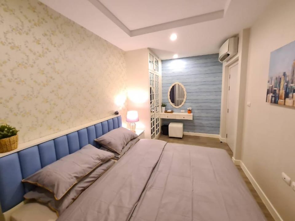 The Blu X Bangsaen Apartment in Chon Buri Changwat