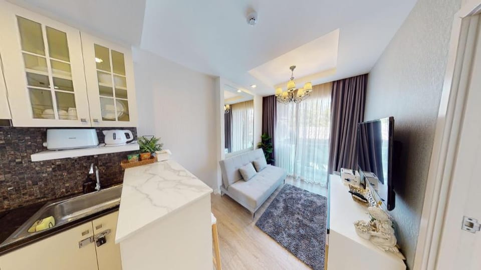 The Blu X Bangsaen Apartment in Chon Buri Changwat