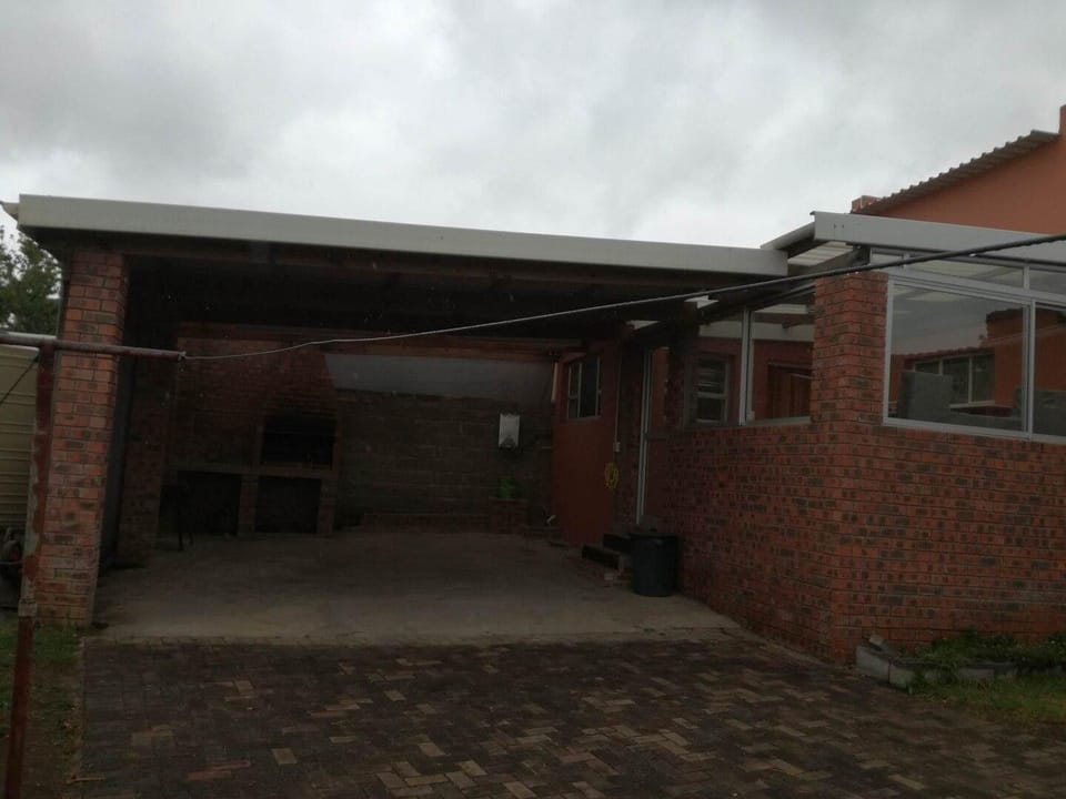 Hunters Self Catering Apartment Apartment in Eastern Cape