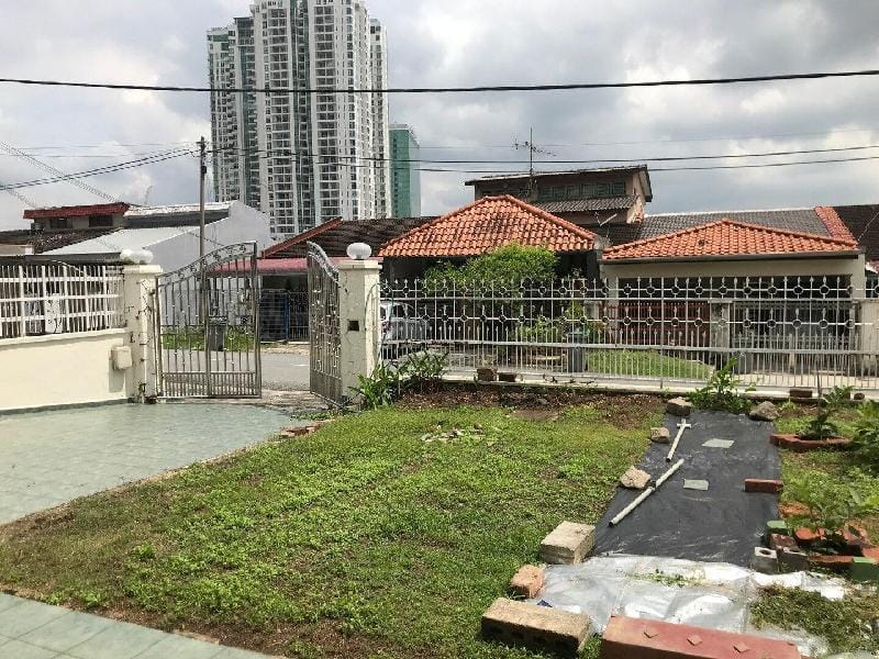 4BR 4Cars 12pax 5min KSL-Midvalley-CIQ mall Vacation rental in Johor Bahru