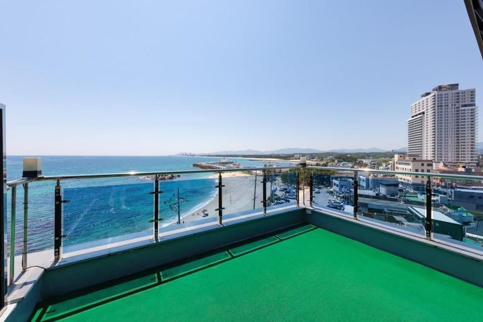 Gangneung Blanc Beach Pension Bed and Breakfast in South Korea