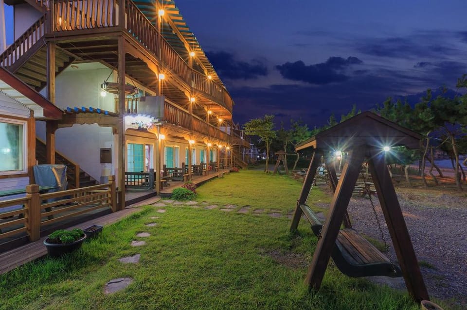Anmyeondo Badatga Pension Bed and Breakfast in South Korea