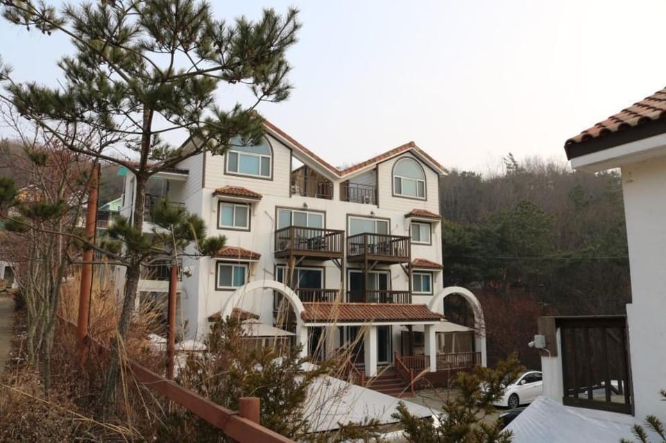 Yeongheungdo State House Bed and Breakfast in Gyeonggi-do