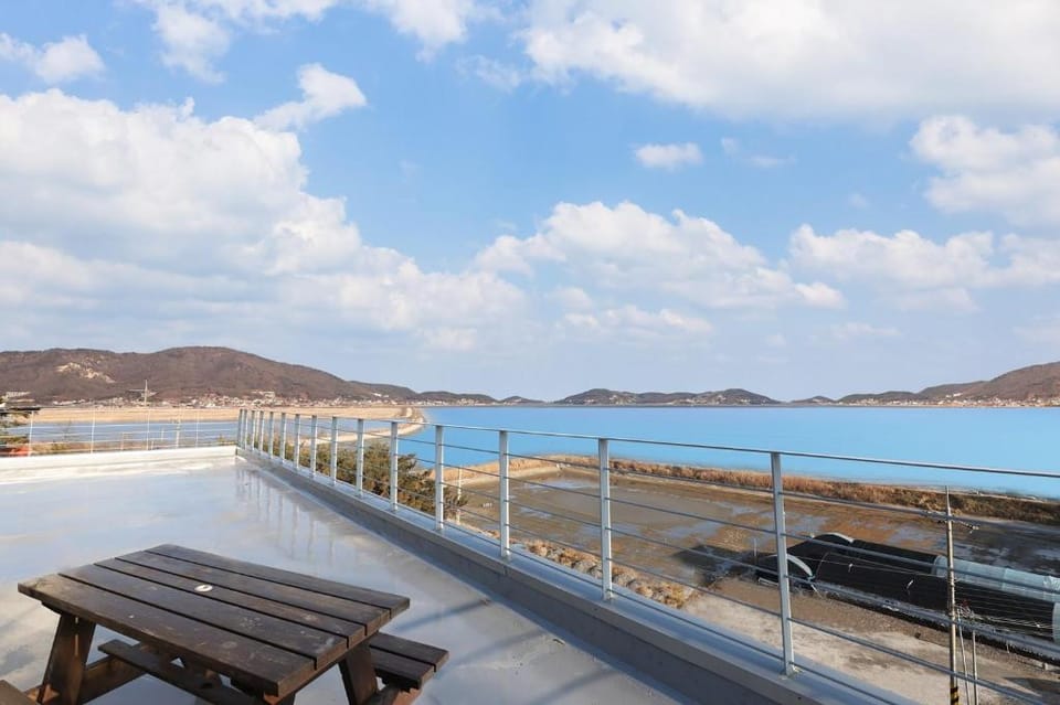Ganghwa Cafe Pension Amote Bed and Breakfast in Gyeonggi-do