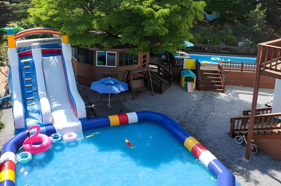 Anmyeondo Kkotji Ocean Vill Bed and Breakfast in South Korea