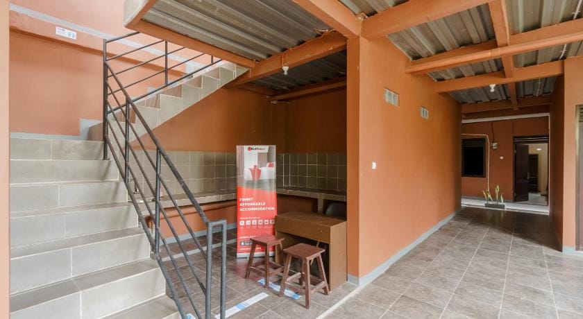 RedDoorz Syariah @ Bulak Kapal Hotel in West Java