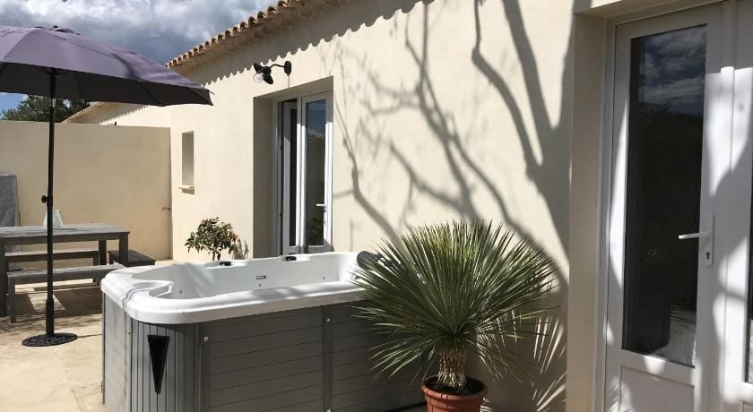 Les Mazets & SPA d'Uzes Hotel in Uzes