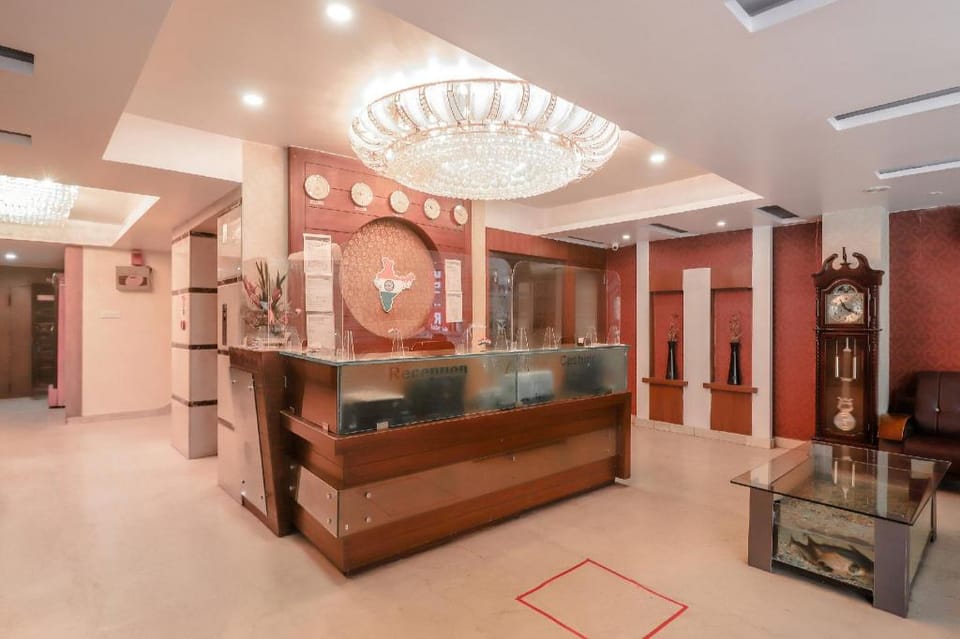 Hotel O Grandeur By orbit Hotels Near Chennai shopping mall Hotel in Hyderabad