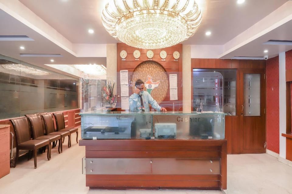 Hotel O Grandeur By orbit Hotels Near Chennai shopping mall Hotel in Hyderabad