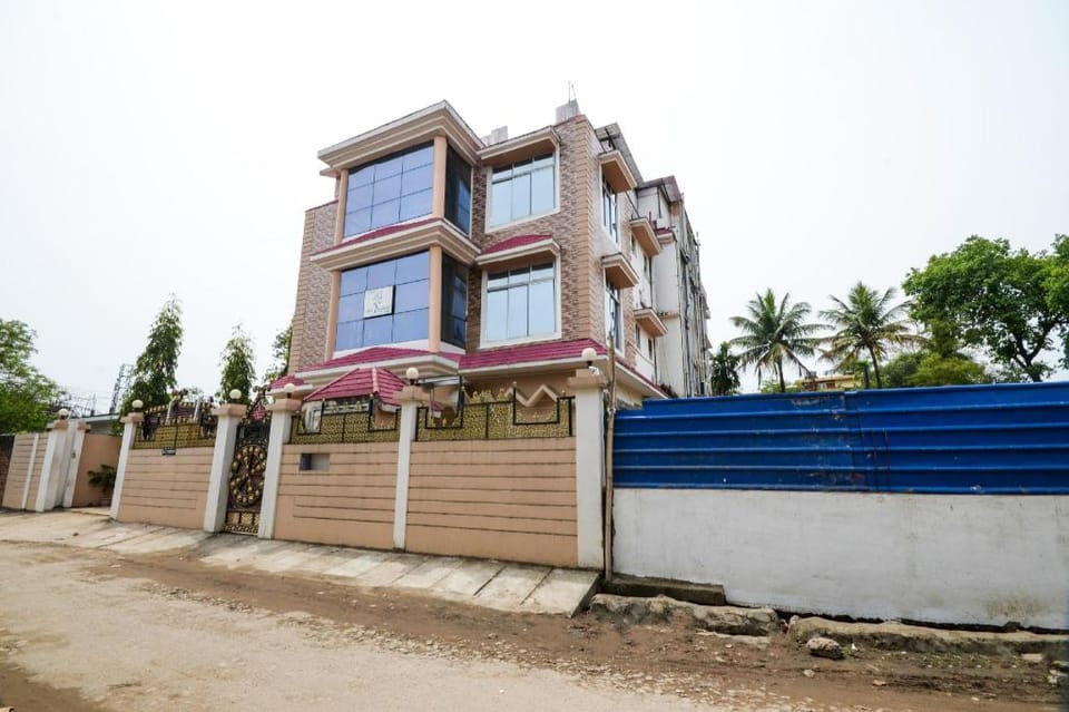 Hotel O Sri Sai Guest House Hotel in Bangladesh