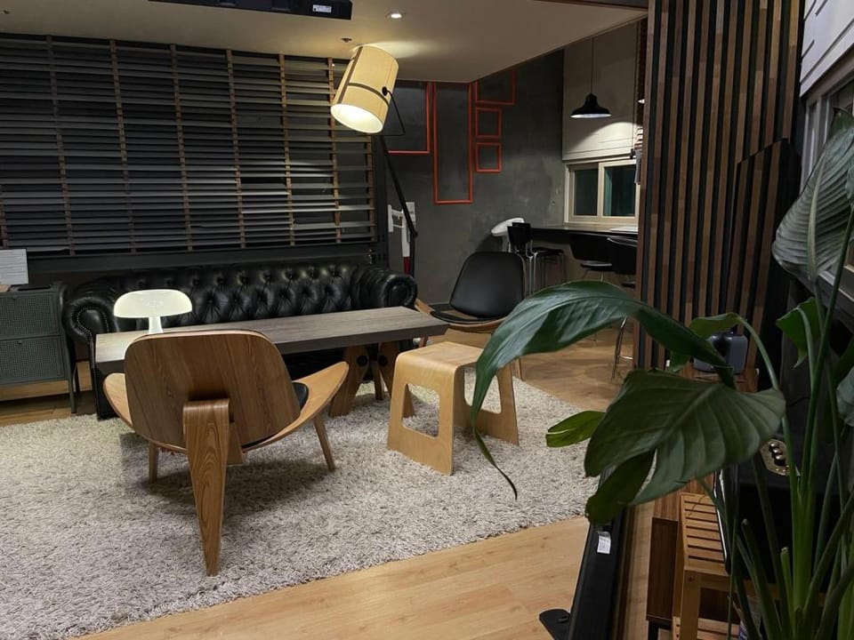 Private Studio Prime / ⭐SALE⭐ Party Room, Private Bedding, OTT Hotspot Vacation rental in South Korea