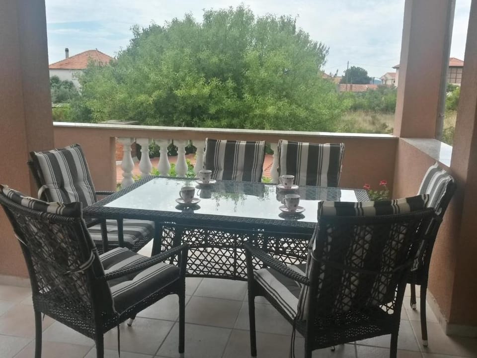 Apartman sa Balkonom Apartment in Zadar