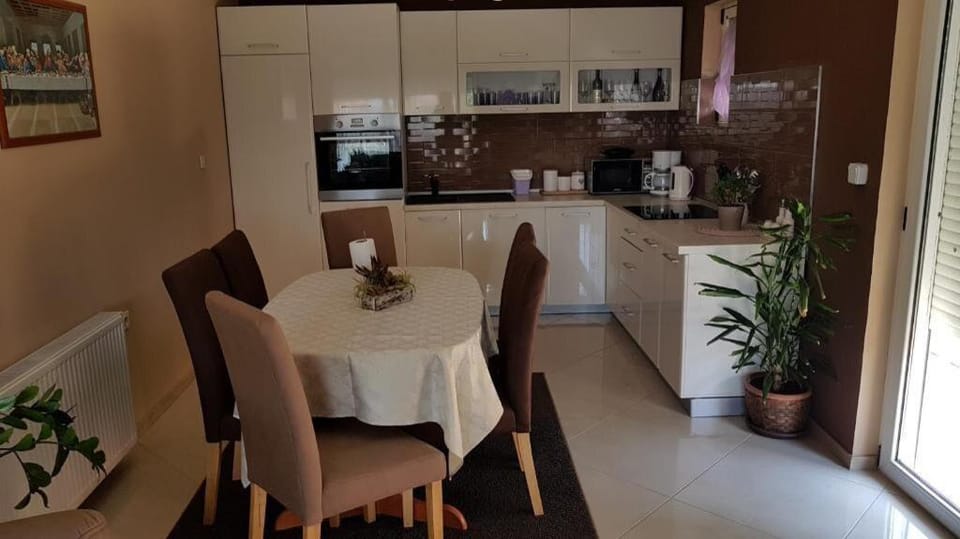 Apartman sa Balkonom Apartment in Zadar