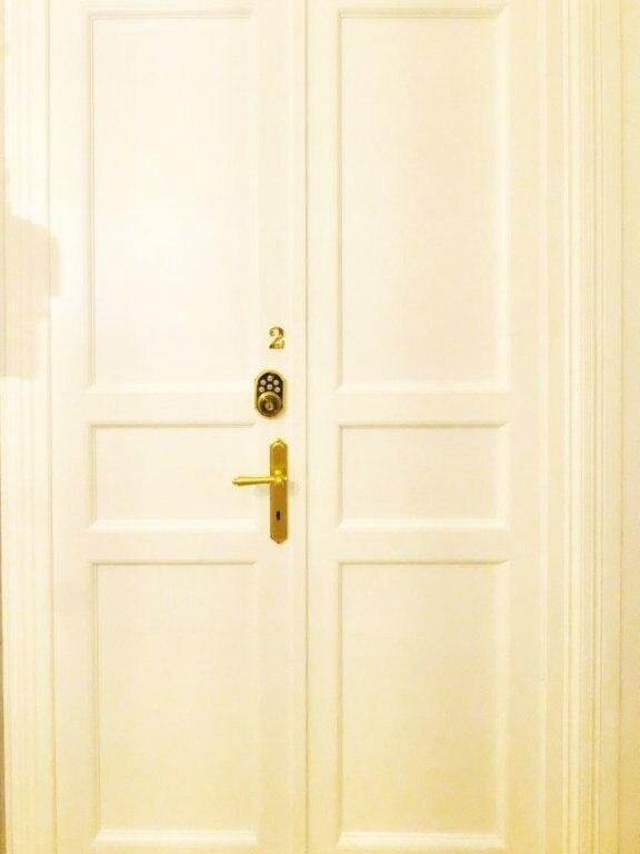 Beyoglu-Central-Historical-Keyless-Close to Metro Apartment in Istanbul