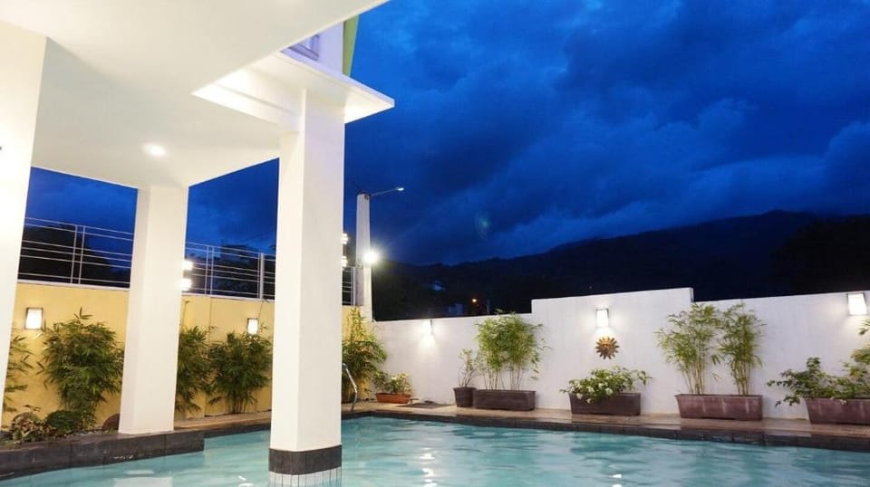 Al Fresco Springs 1 | Hot Spring w/ View-Sleeps 20 Villa in Calabarzon