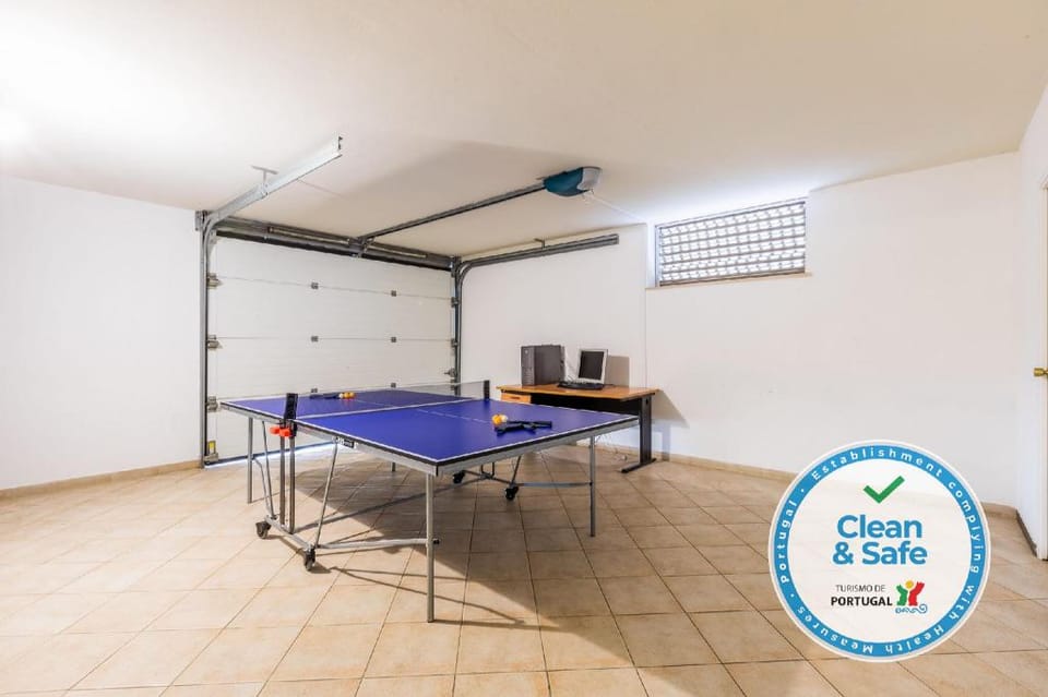 Moradia Ricardo - Gale Beach Villa in Guia