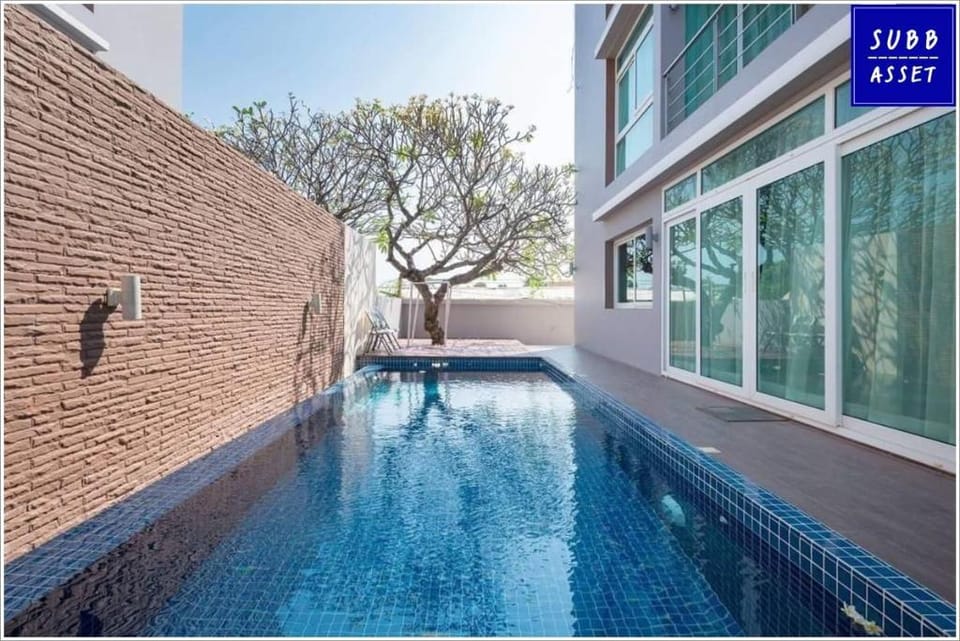 Poolvilla for 10 persons | 1min to Huahin beach Villa in Hua Hin District
