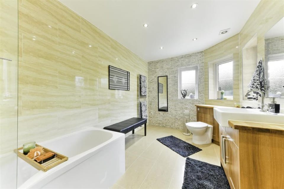 Stunning Surrey Hills Manor Venue Accommodation Vacation rental in England