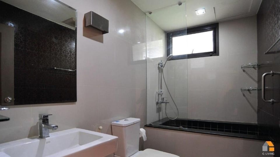 W8 Luxury Condo 650m to Soi Thonglor 25 Apartment in Bangkok