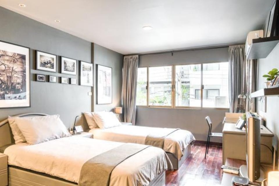 Nana House - Laid Back BKK in a Retro Chic Retreat Vacation rental in Bangkok