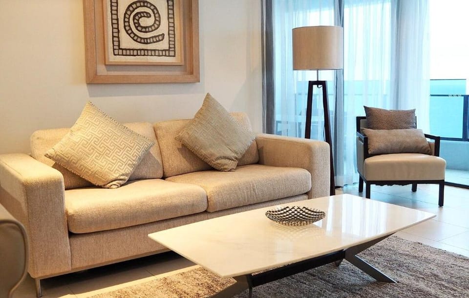 Soul Surfers Paradise Seaview High Floor/2 bedroom Apartment in Surfers Paradise