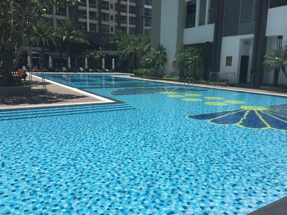 Cherry Homeapart- Vinhomes Central Park Apartment in Ho Chi Minh City