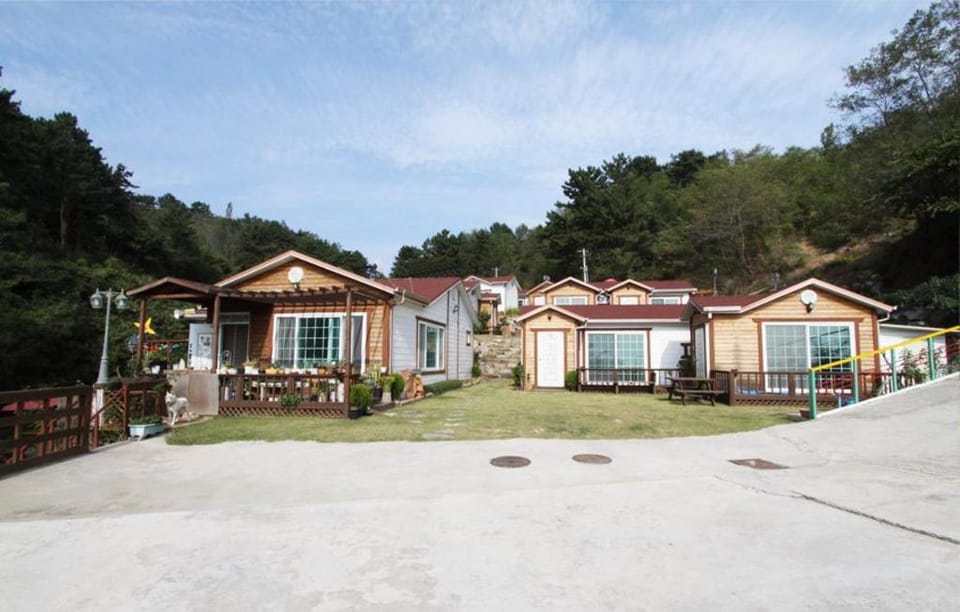 Youngduk Badagongwon Pension Bed and Breakfast in South Korea
