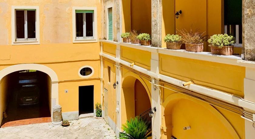 Palazzo Benucci Bed and Breakfast in Campania