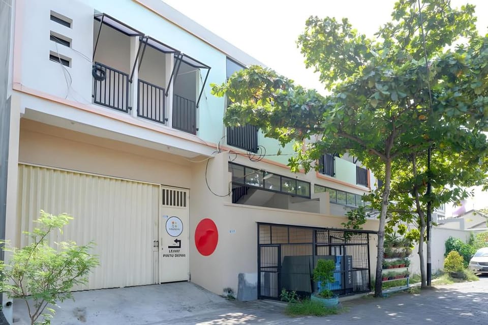 RedDoorz near Stasiun Tawang Semarang Hotel in Indonesia