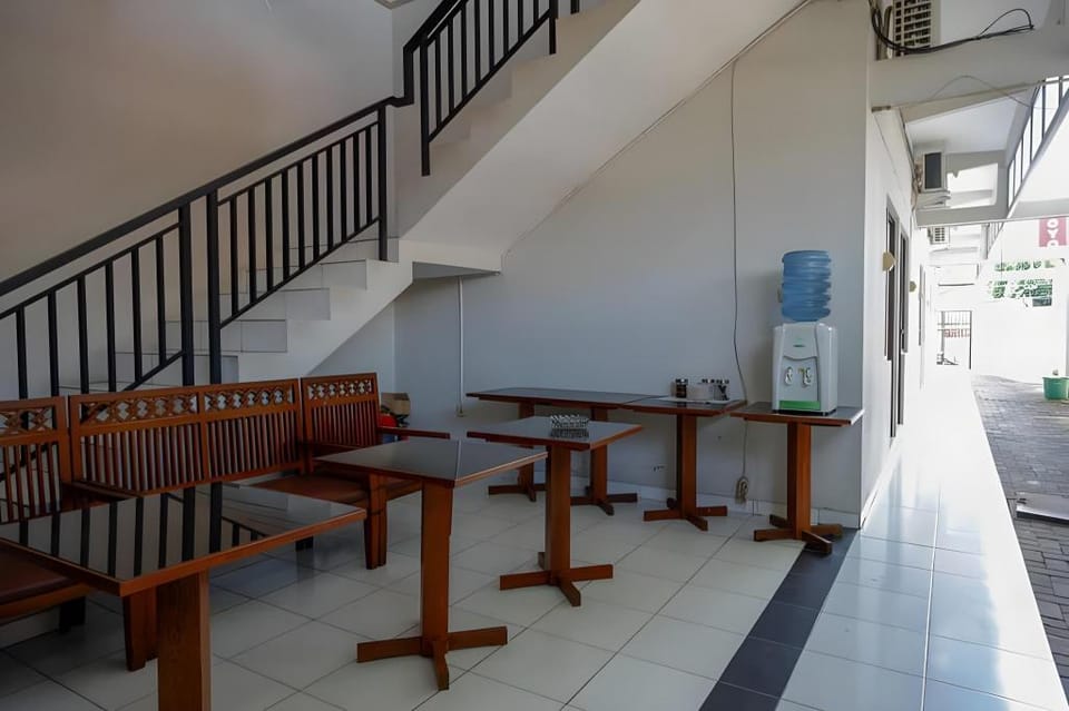 RedDoorz near Stasiun Tawang Semarang Hotel in Indonesia