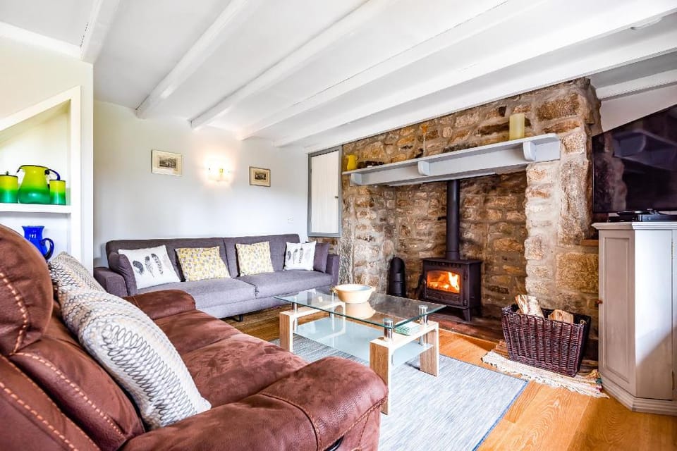 Tresowes Green Cottage Vacation rental in England