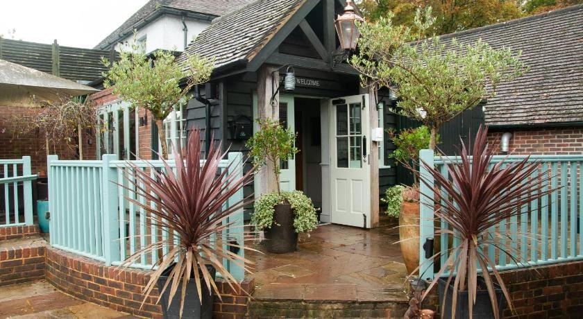 The Cowdray Arms Bed and Breakfast in Mid Sussex District