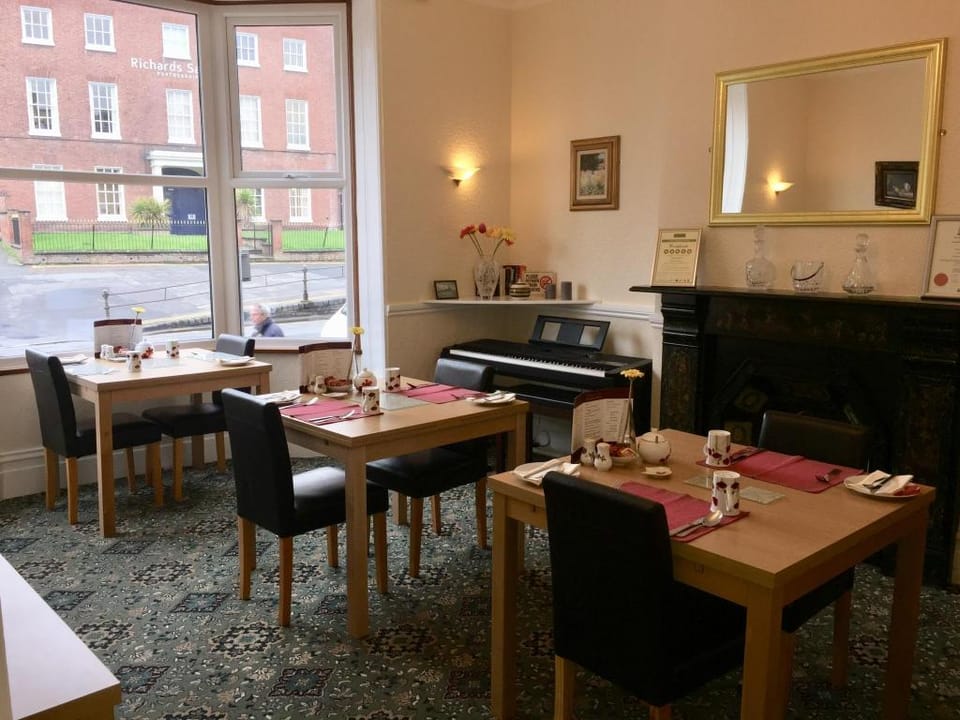 Shrubbery Guest House Bed and Breakfast in Worcester