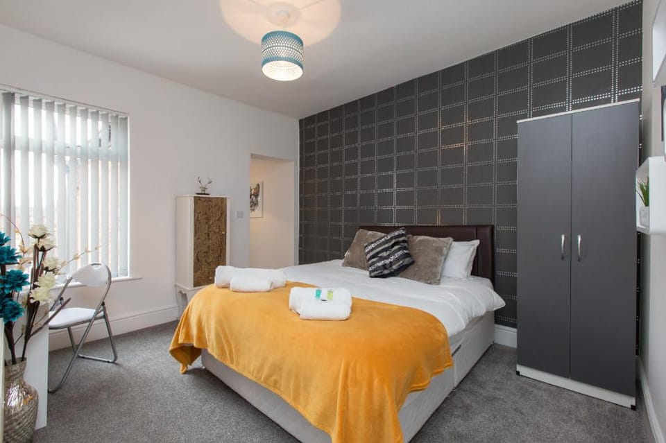 Townhouse @ 130 West Street Crewe Hotel in Crewe