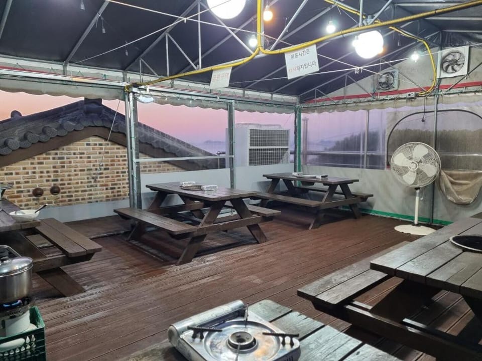 anmyeondo yuaenaipensyeon Bed and Breakfast in South Korea