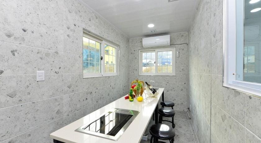 Sellin Onsu Swimming Pool Pension Bed and Breakfast in Gyeonggi-do
