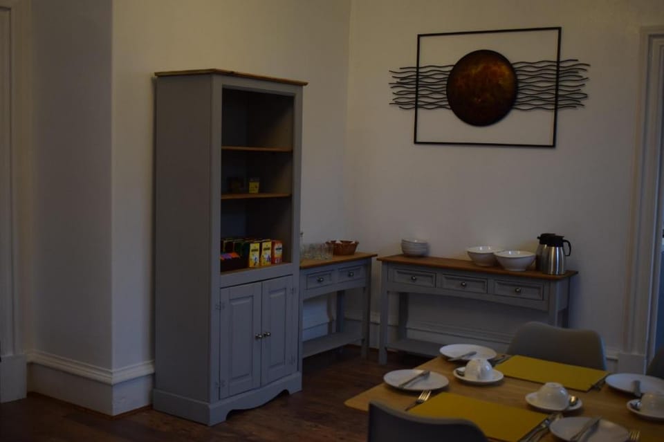 Woodlyn Guest House Hotel in England