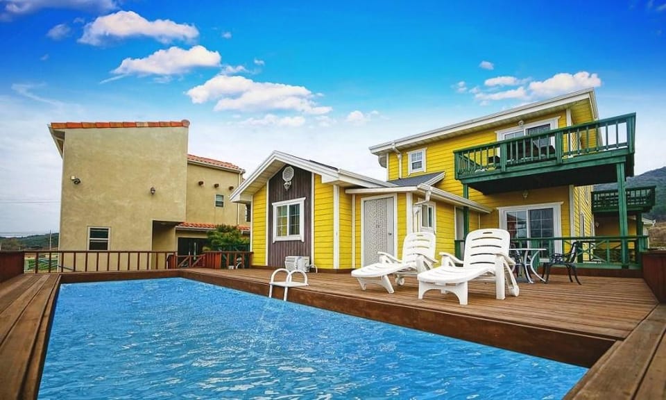 Buan lemon terrace pension Bed and Breakfast in South Korea
