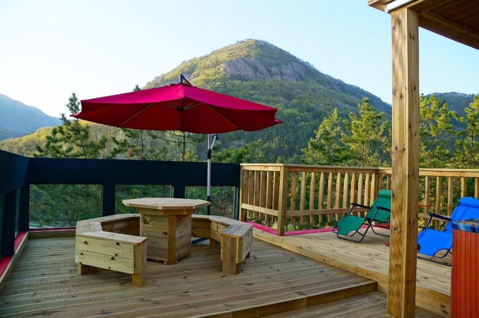 Byeonsanbando kpop pension Bed and Breakfast in South Korea