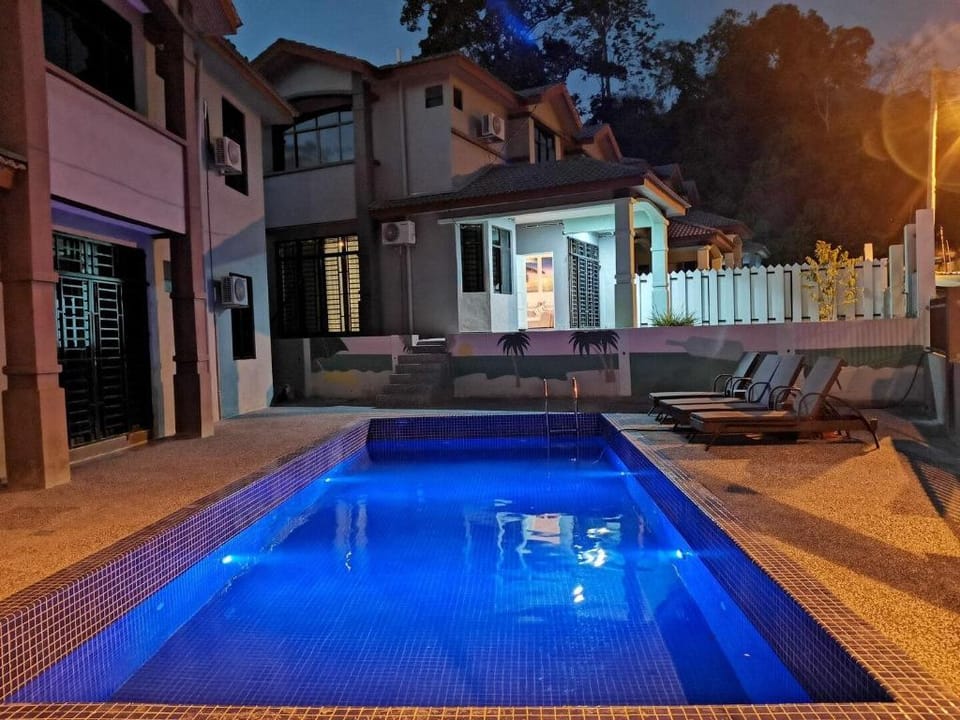 Fuxi fruit garden holiday villa 888 富囍休闲度假别墅888兰卡威 Villa in Kedah