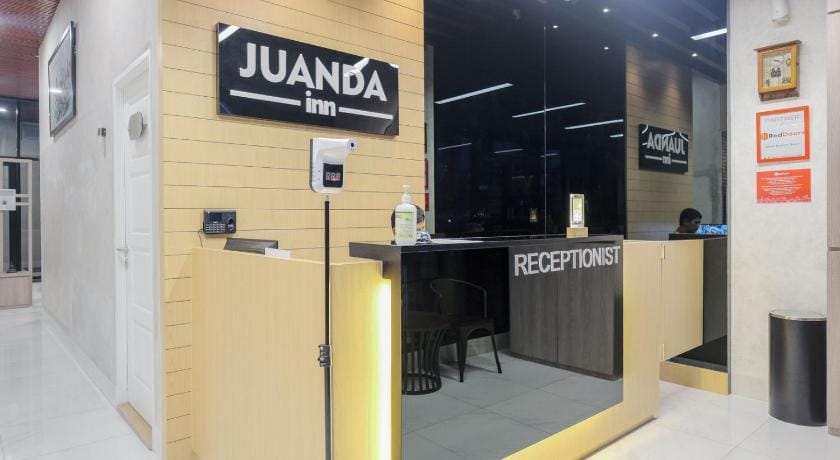 RedDoorz Plus @ Jalan Juanda Medan Hotel in Indonesia