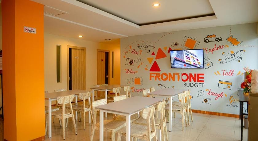 Front One Budget Malang Hotel in East Java