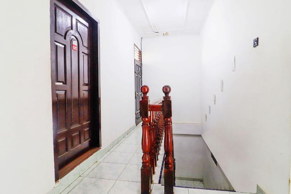 OYO 91607 Steze Guest House Syariah Hotel in Indonesia