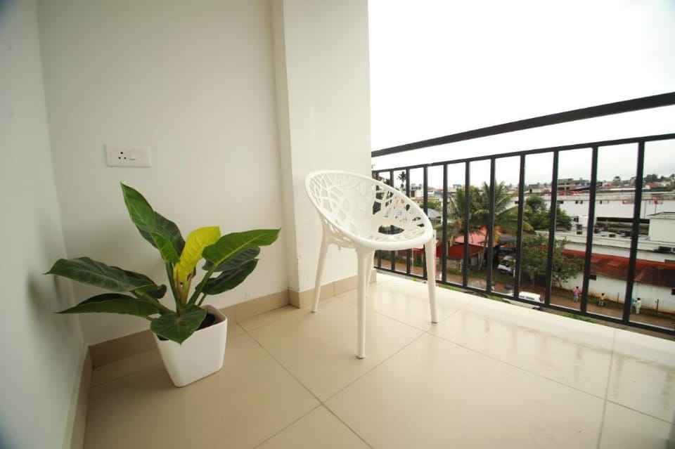 Lizz imperial palace Hotel in Kerala