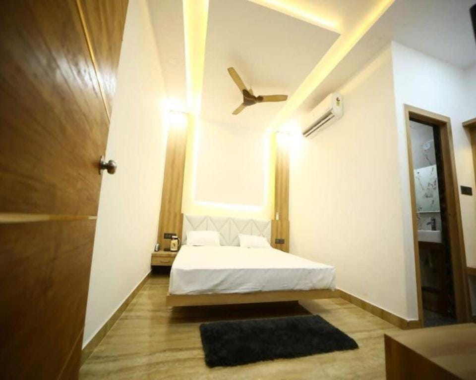 HOTEL BYKE RIDE Bed and Breakfast in Agra