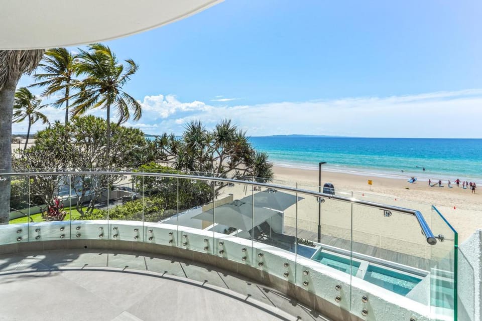 La Mer Apartment #10 Apartment in Noosa Heads