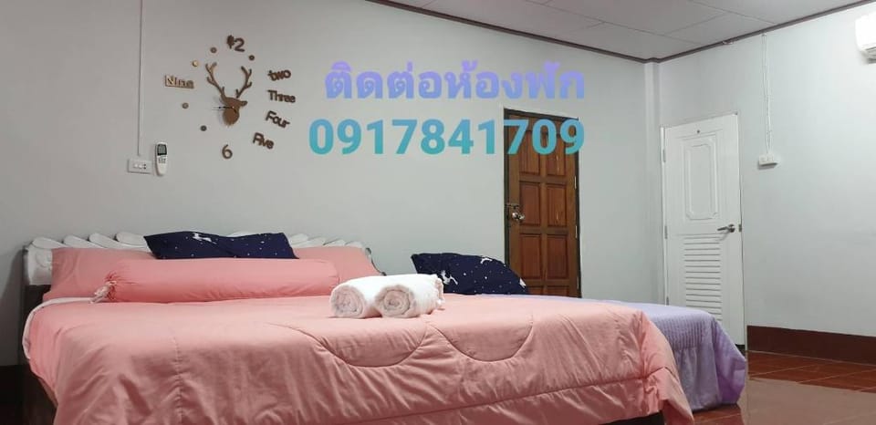 Reindeer House Wat chedi 4 people Vacation rental in Thailand
