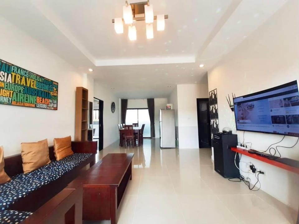 Sweet  Pool Villa Huahin 4 Bedrooms 12-20 Pax Villa in Hua Hin District