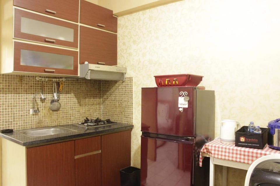 Stylish 1BR Gateway Ahmad Yani Cicadas By Travelio Apartment in Bandung
